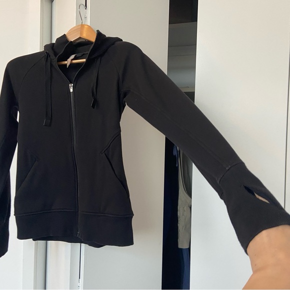 Athleta - Triumph Hoodie - Black - Size Small - Excellent - Picture 9 of 17